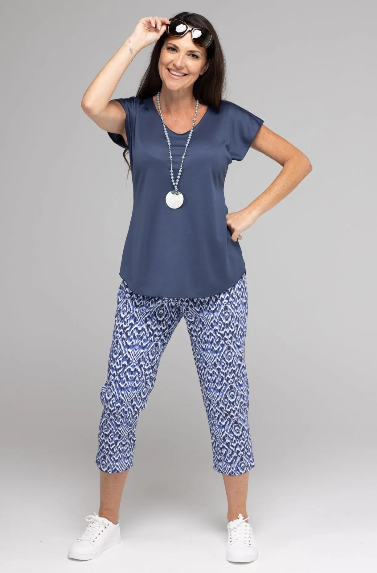 Amalfi Print Stretch Rayon Nylon Capri Pants