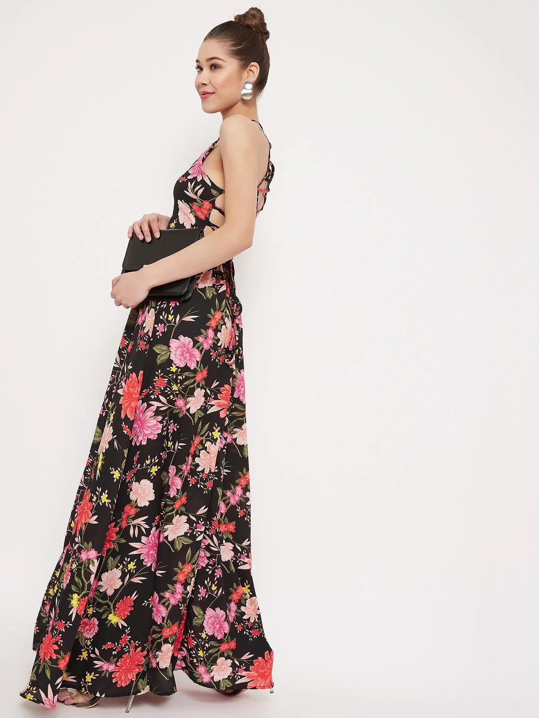 Berrylush Women Black Floral Printed Tie-Up Backless Maxi Dress