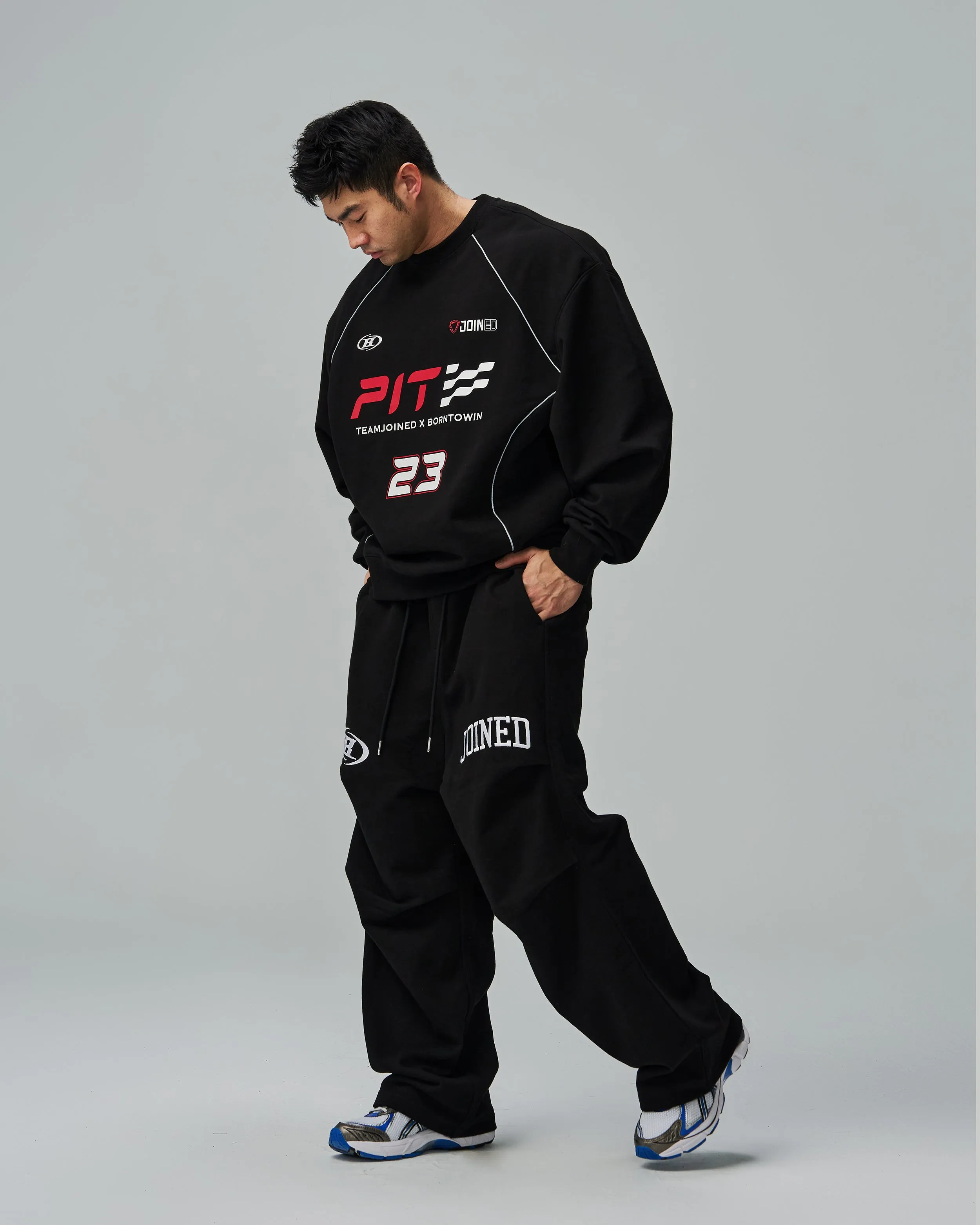 BORN2JOINED 2 LOGO 4-TUCK PANTS