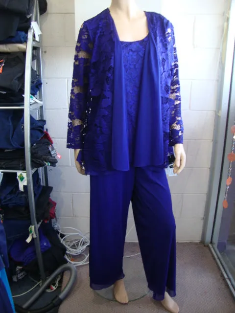 Eve Hunter Pant Suit