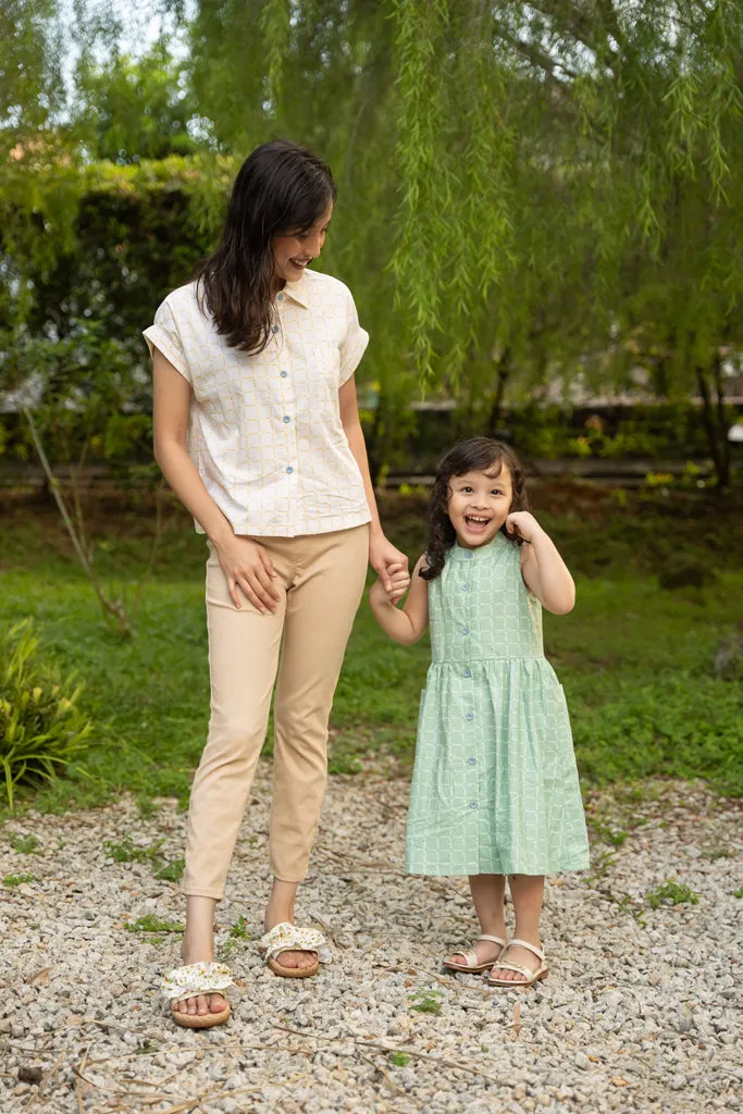 Ladies Sadie Blouse - Cream Bamboo Tiles