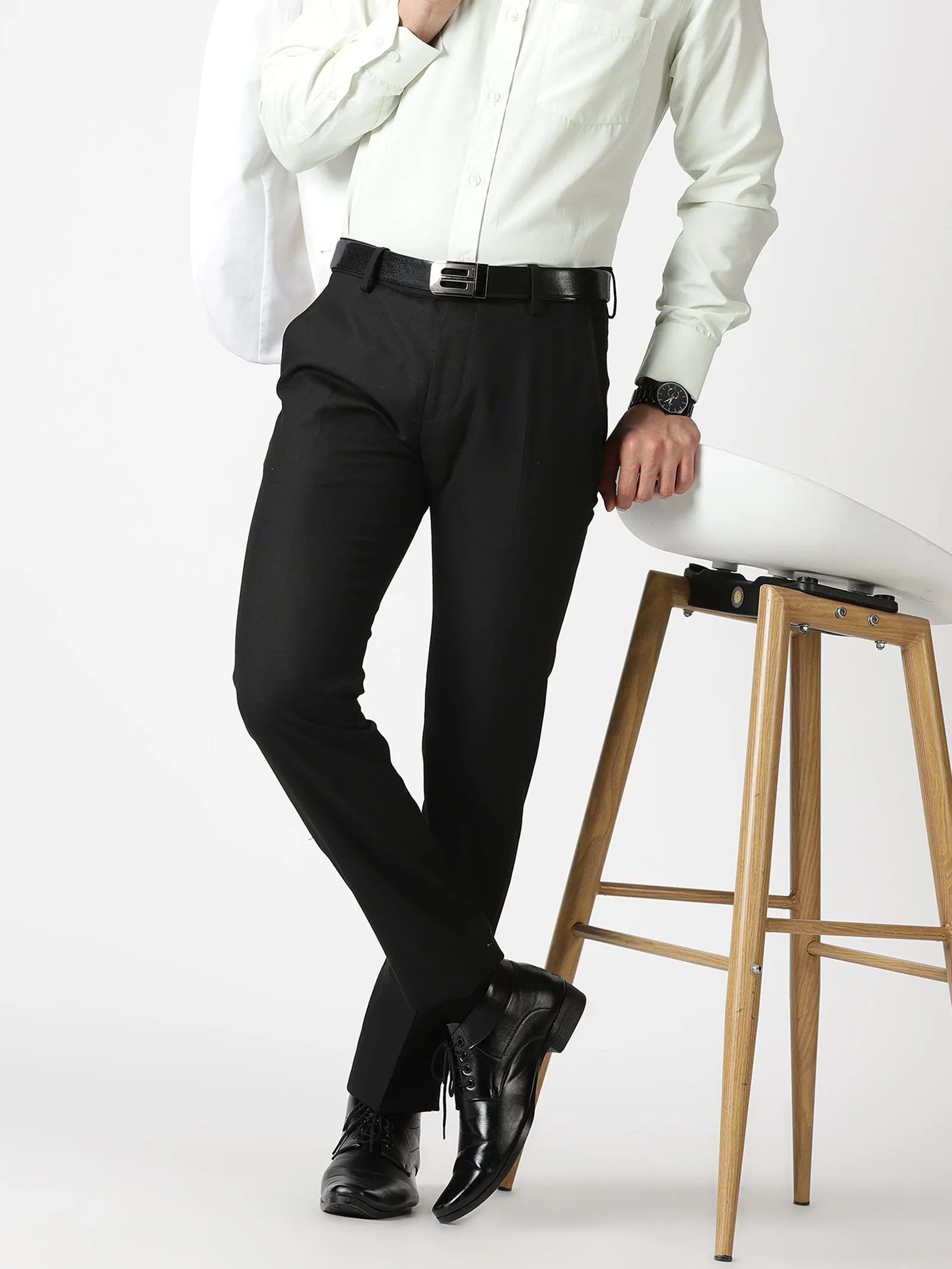 MEN'S BLACK SOLID TAPERED FIT TROUSER