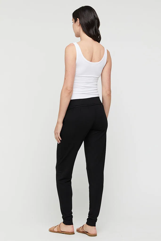 Softline Slouch Pants - Black