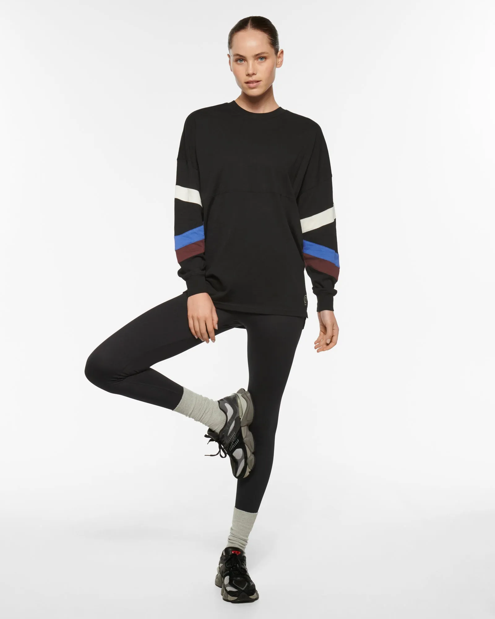 STUDIO OVERSIZED LONG SLEEVE TEE